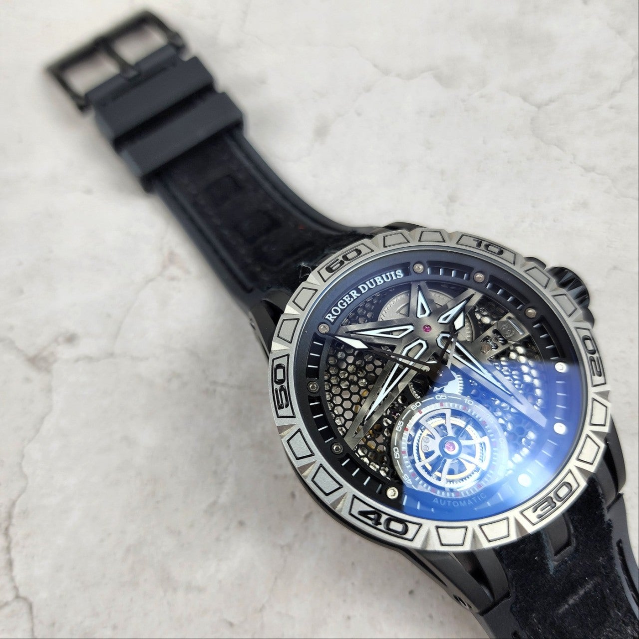 d_d8hUd018svc13w5vvjy7lwum_2cphtw.jpg