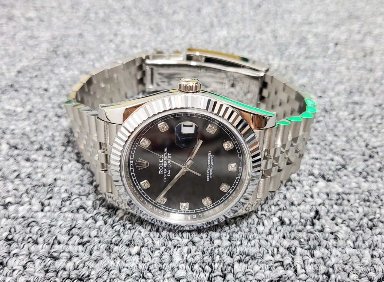 1_372Ud018svc1rj7bc68bm9q8_d3un28.jpg
