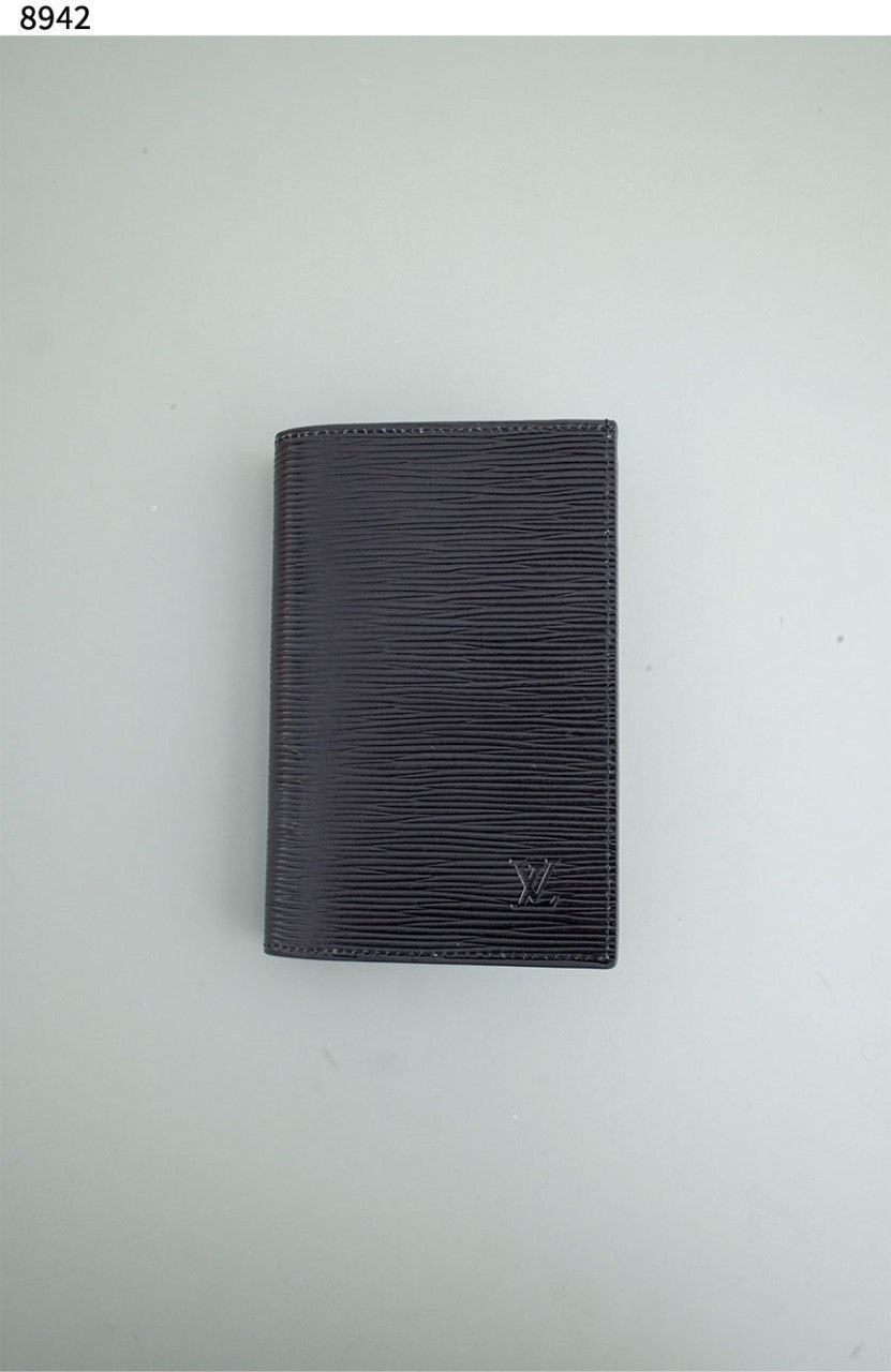 8_g6cUd018svc1uq05ypbnvv89_evzsoc.jpg