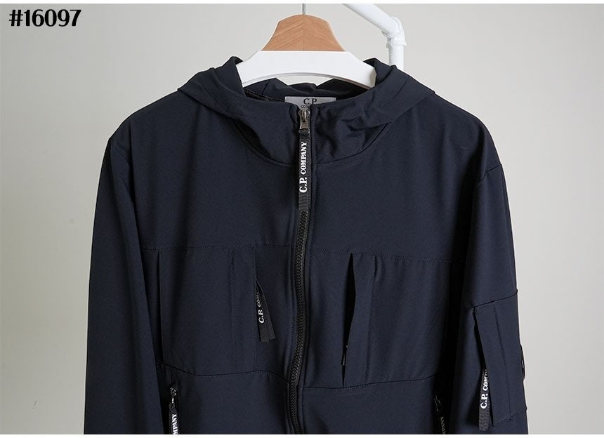 i_ii6Ud018svcn4v6v8jvrsi6_eexnnj.jpg?type=e1920_std