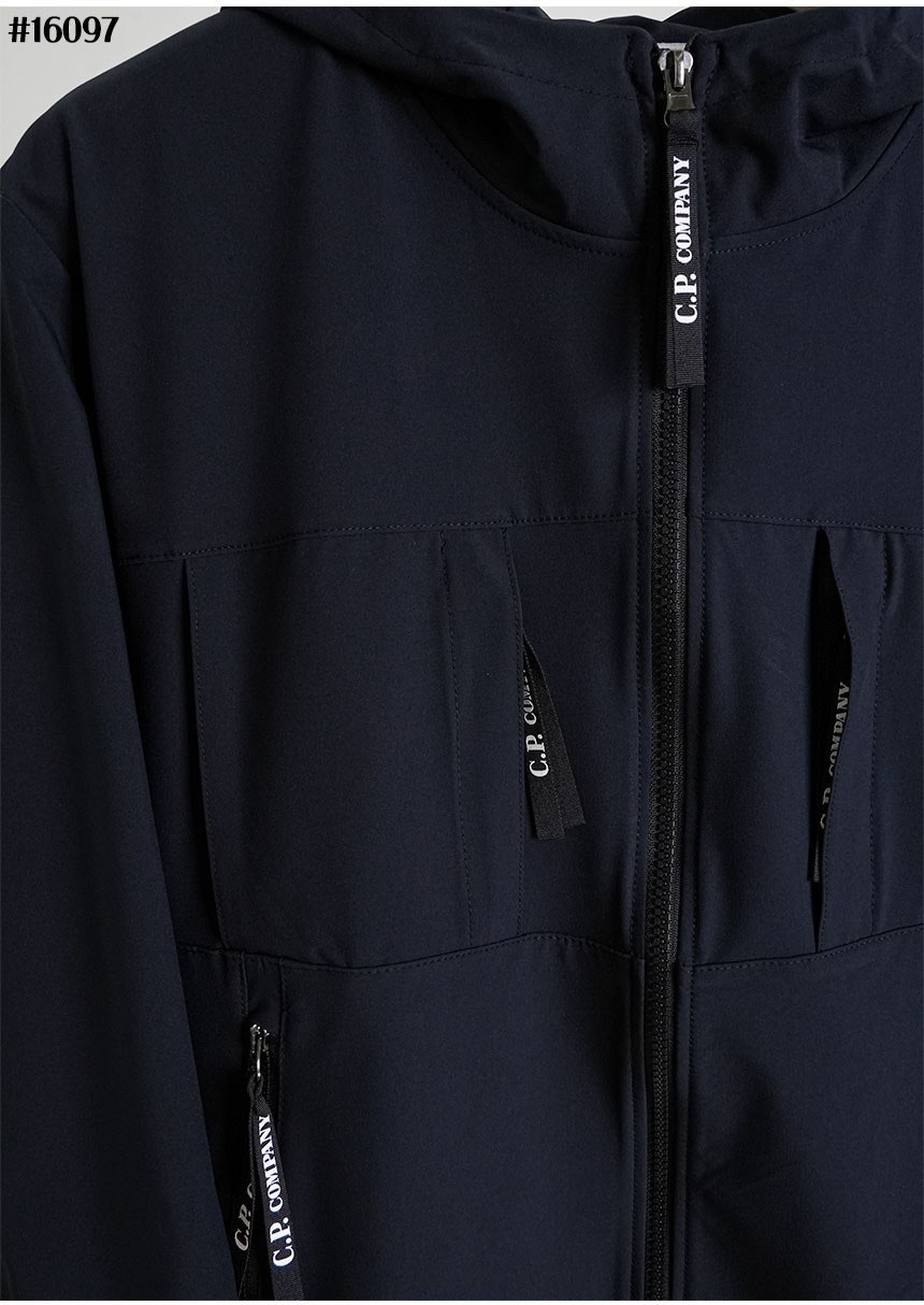 j_1i6Ud018svcm1rmral8m8yn_eexnnj.jpg?type=e1920_std