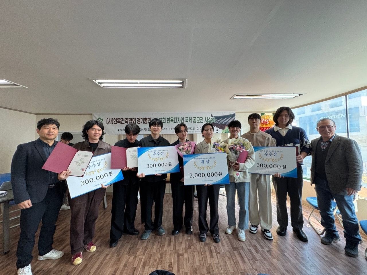 ����ڰ� �ø� �̹���