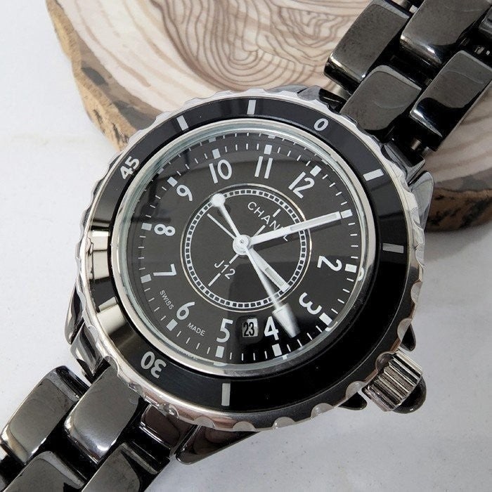 a_h5jUd018svc20eesxutedak_413zjm.jpg