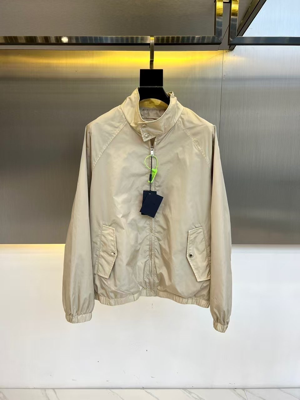 4_48fUd018svcp3few6g1vk9z_144qb6.jpg 4_48fUd018svcp3few6g1vk9z_144qb6.jpg