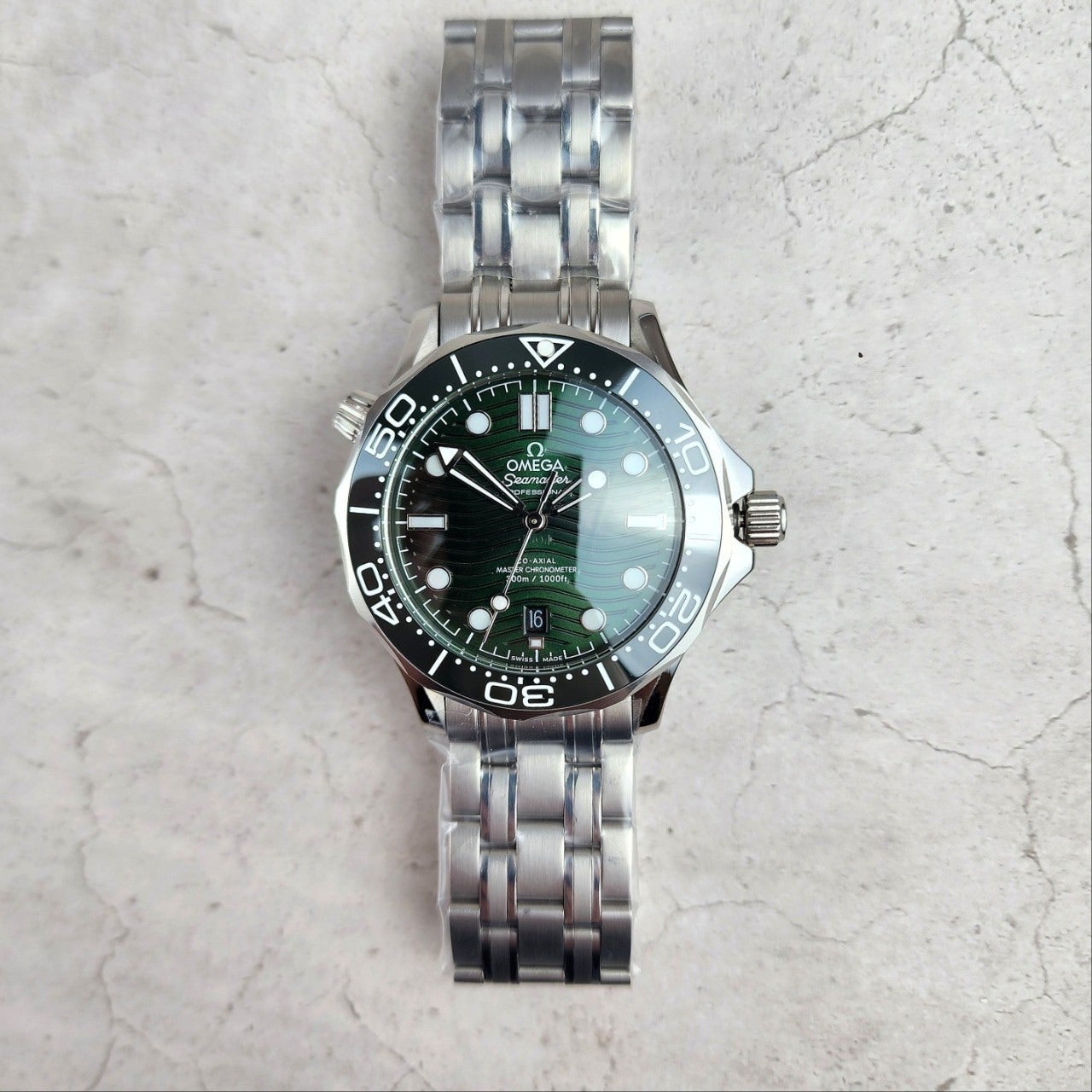 e_5daUd018svckkrfuysew73c_413zjm.jpg