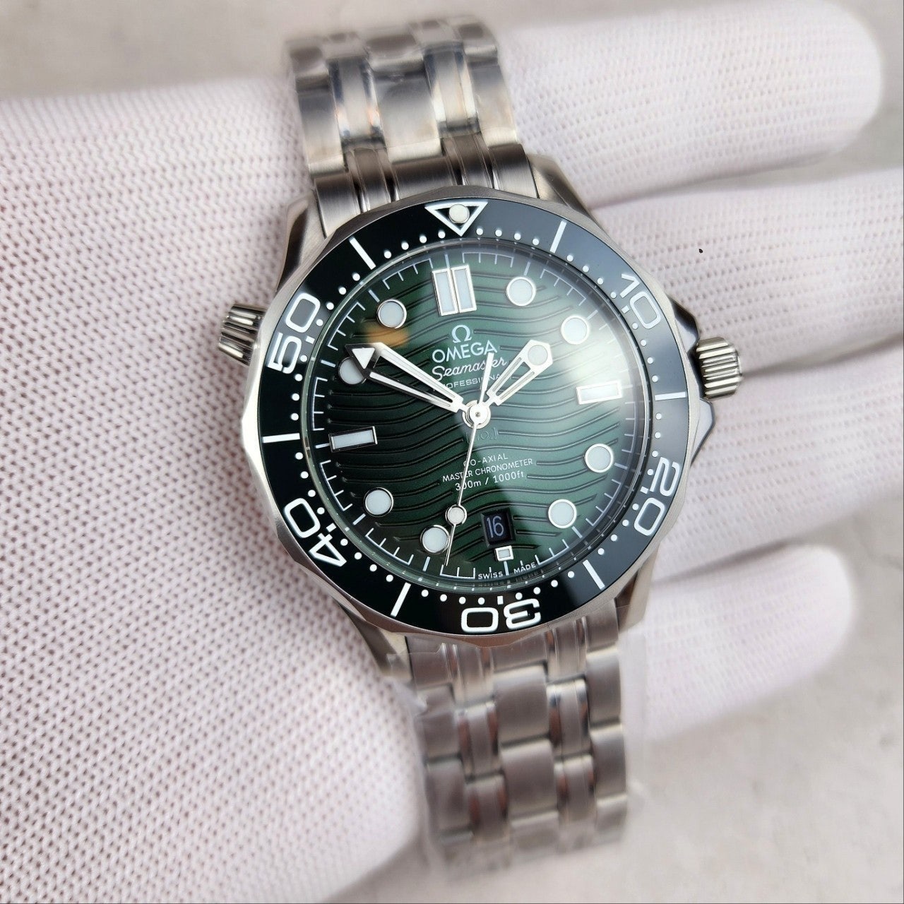 e_0daUd018svcxqm2xl8qv78i_413zjm.jpg