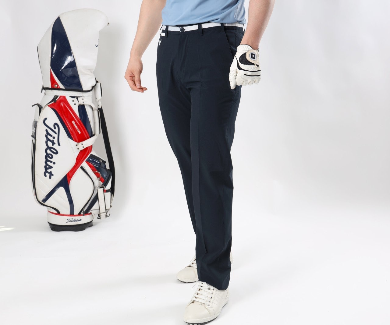 5_de4Ud018svco9odas46rnnr_fafp62.jpg?type=e1920_std