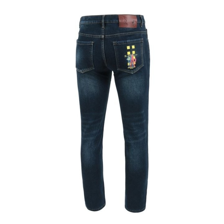 c_50bUd018svcd84hnyk1adyc_fciblk.jpg?type=e1920_std