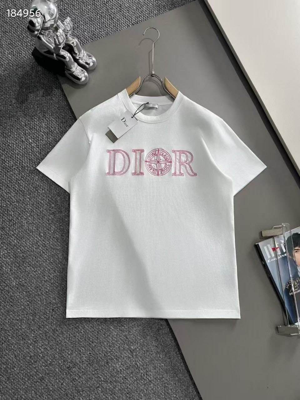 4_g3dUd018svcgcfaoxv745pj_2e266x.jpg?type=e1920_std