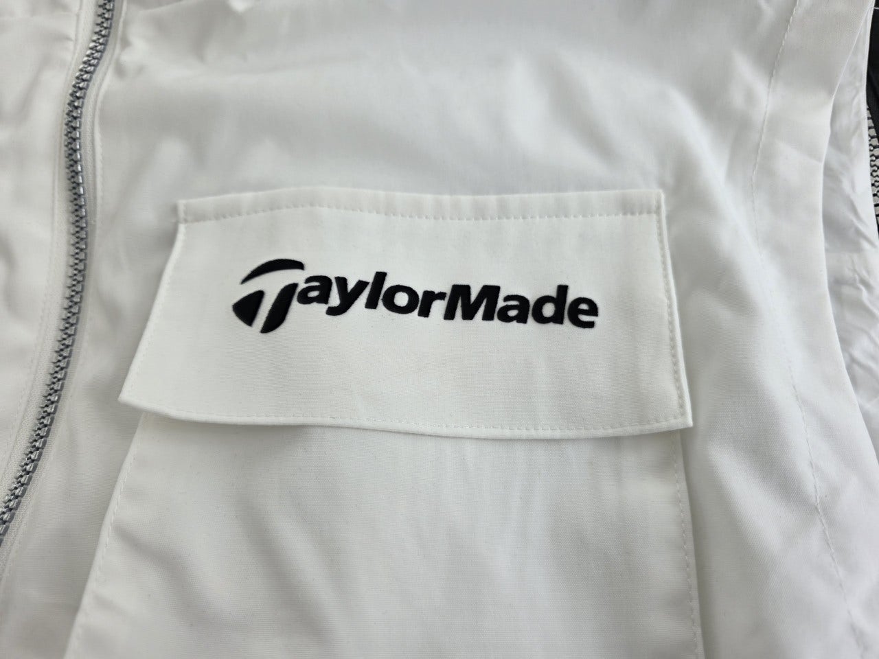 f_j09Ud018svcqwkveyxyho0t_1m79g1.jpg?type=e1920_std