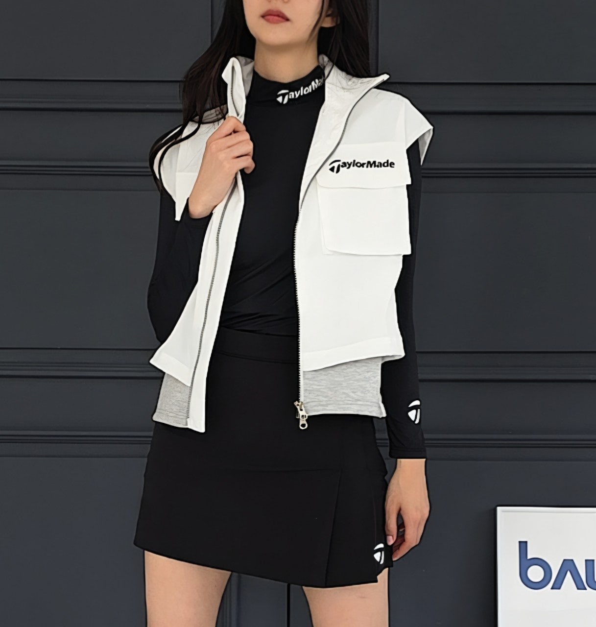 e_j09Ud018svc1wo2dsq445062_1m79g1.jpg?type=e1920_std