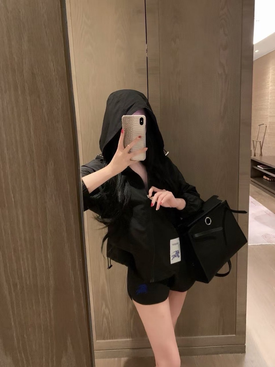 h_3j8Ud018svc9fh57t6u47x7_3xqouf.jpg?type=e1920_std