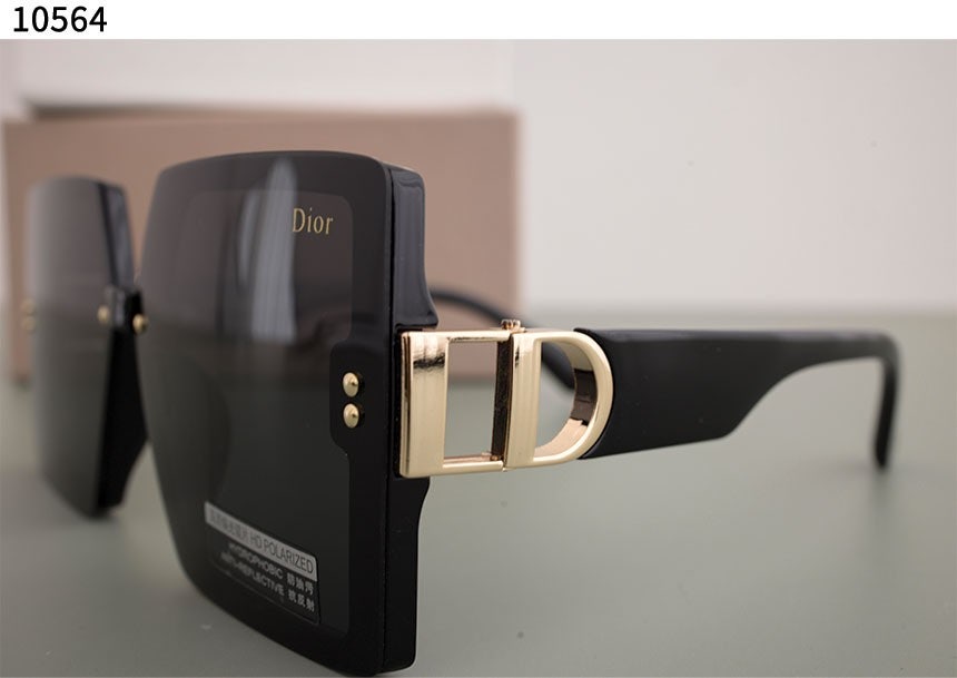 e_g8dUd018svcst49ilvviexo_evzsoc.jpg?type=e1920_std