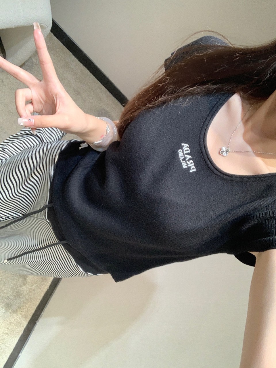 6_2c0Ud018svc1qqicsgpz7e9h_1mx42.jpg?type=e1920_std