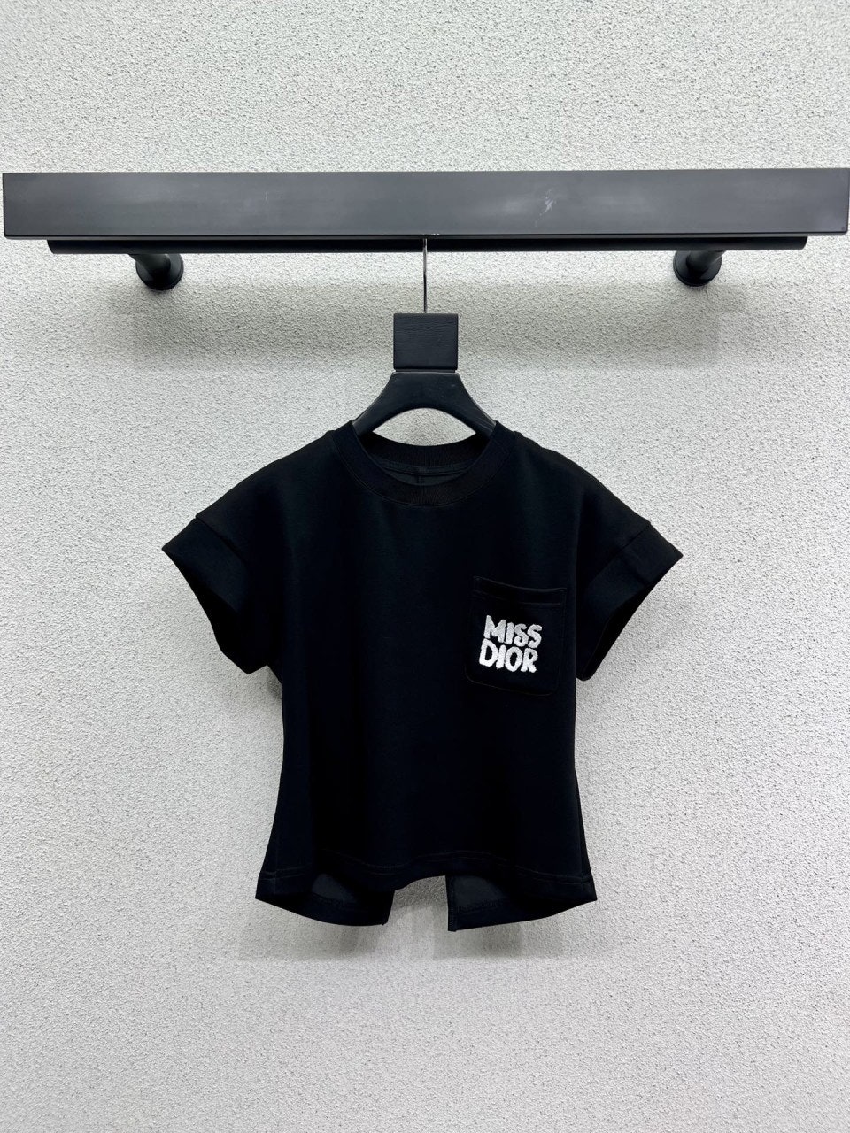4_hb5Ud018svc1gl30ee7ecozs_1mx42.jpg?type=e1920_std