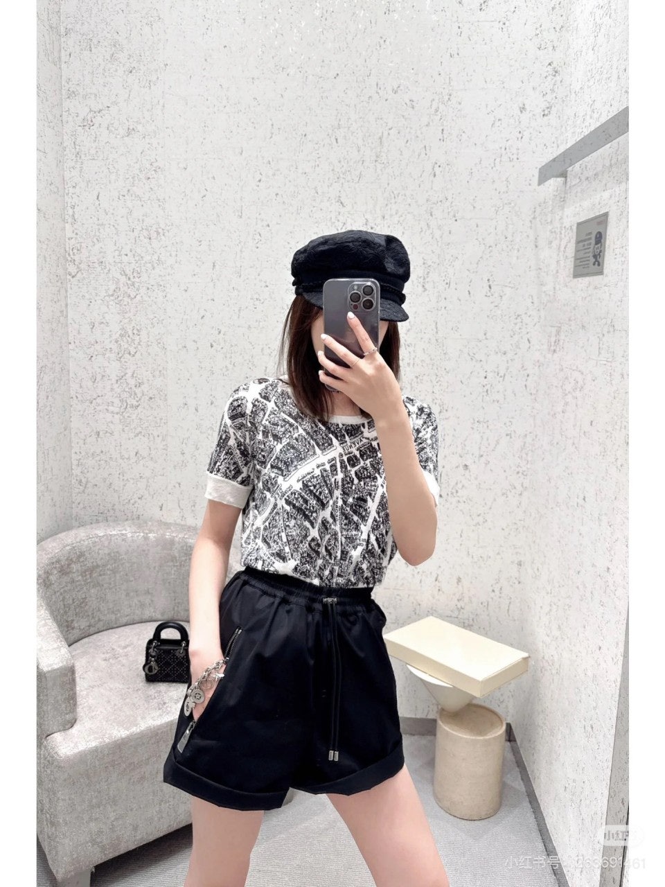 g_0ajUd018svc13eqasfhudf7y_1mx42.jpg?type=e1920_std