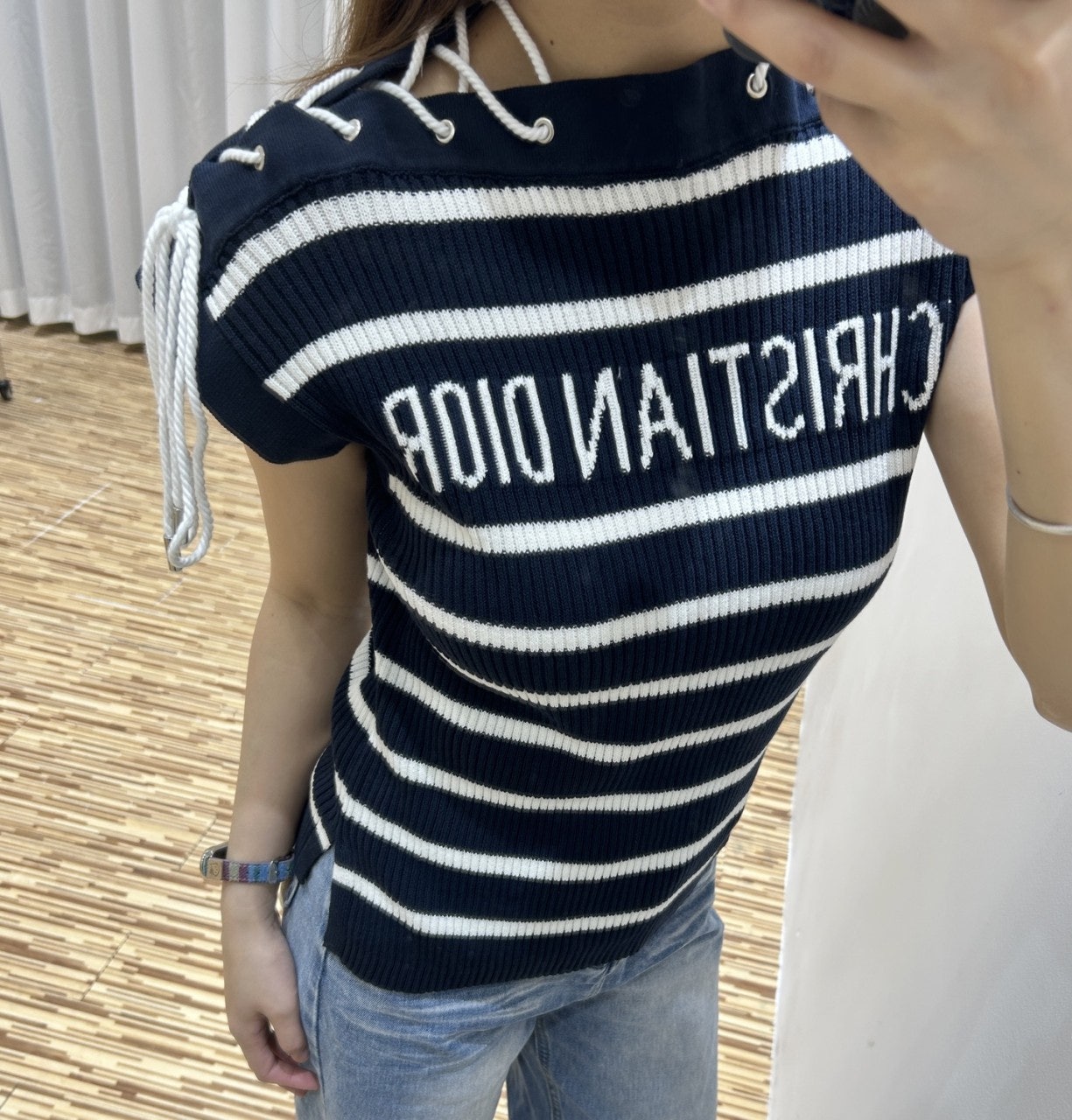d_6e3Ud018svc649e2vnn4bn3_nmkvd6.jpg?type=e1920_std