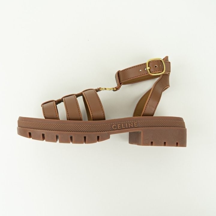 6_3aiUd018svcz80kd07jzxt9_fciblk.jpg?type=e1920_std