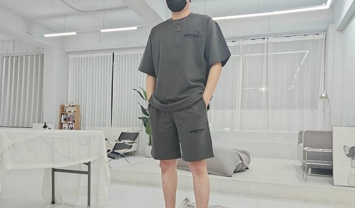 d_20gUd018svc11vkhmh5boqki_fciblk.jpg?type=e1920_std
