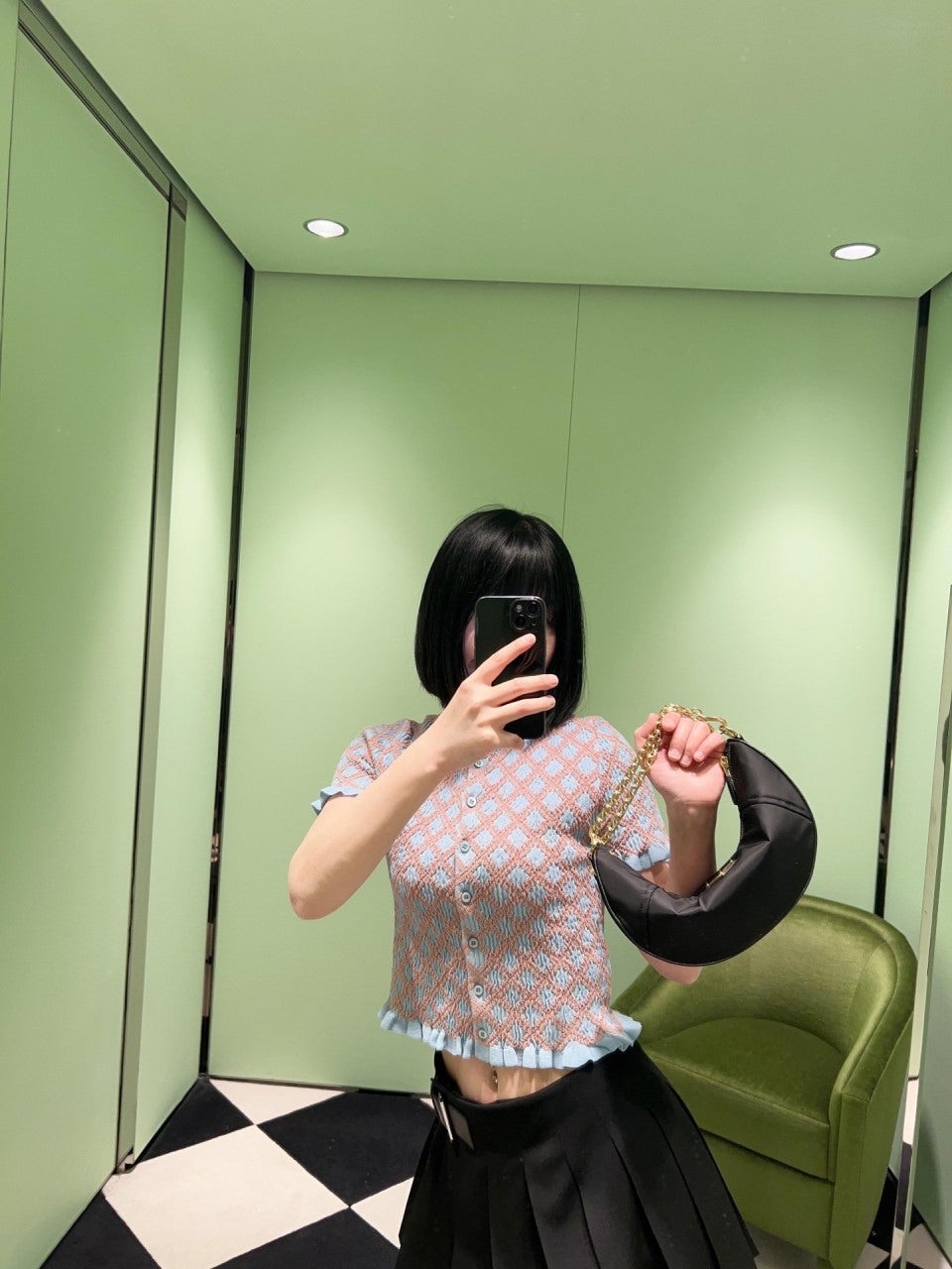 c_gi6Ud018svc1nxcrg8jg8f79_1mx42.jpg?type=e1920_std
