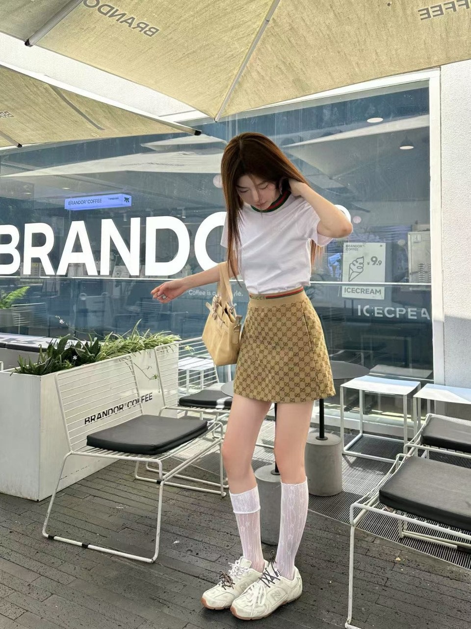 2_0h6Ud018svc1qpo9rdnipfdl_1mx42.jpg?type=e1920_std