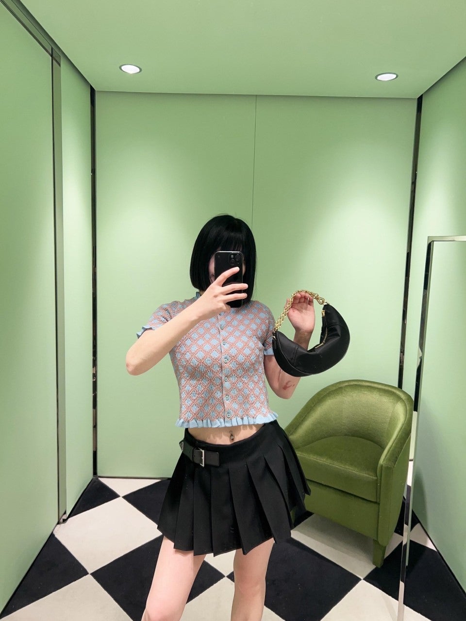 c_ji6Ud018svc4fxq5rqzvu6l_1mx42.jpg?type=e1920_std