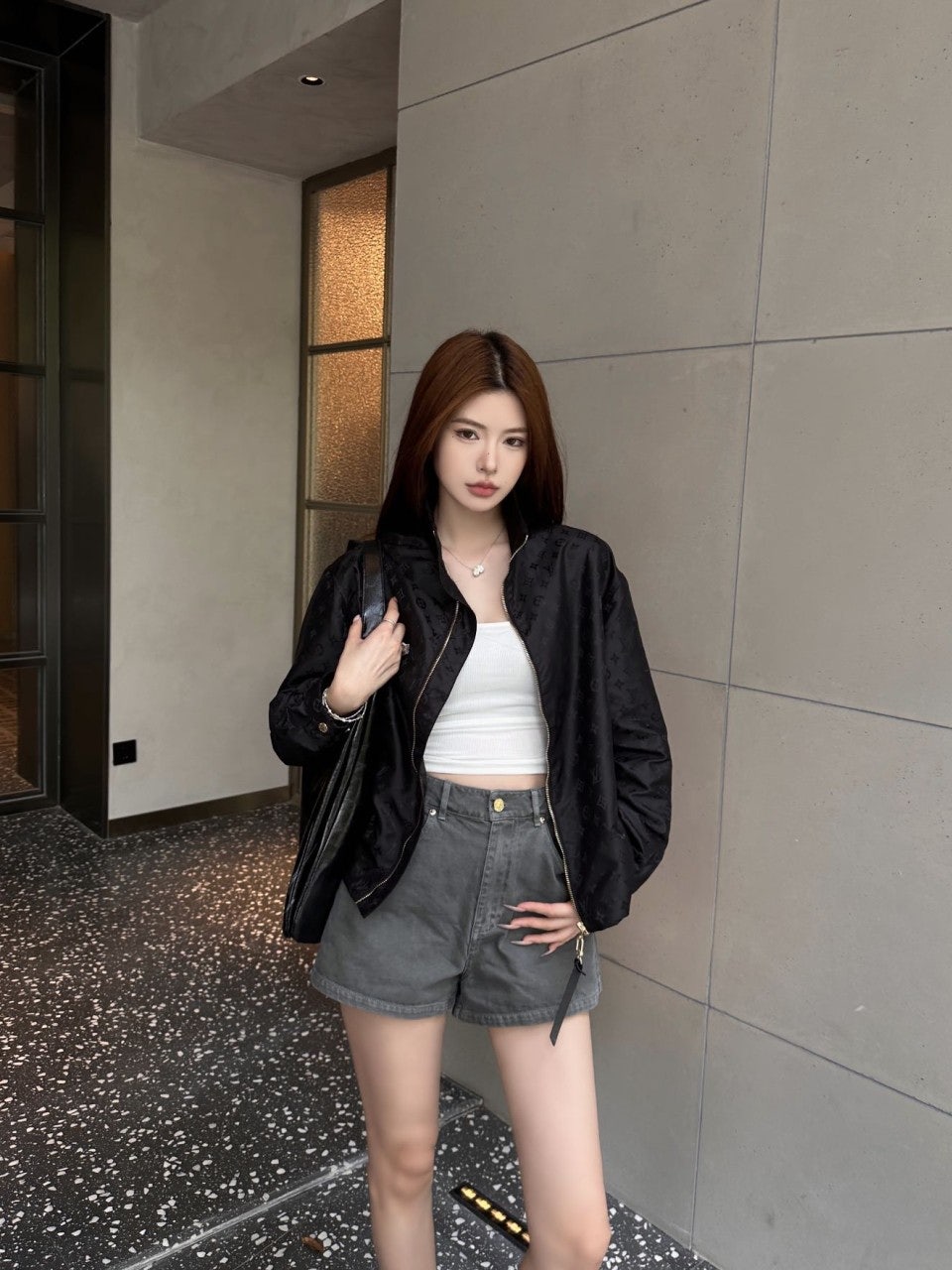7_9ihUd018svc16jg9xbr63scy_1mx42.jpg?type=e1920_std