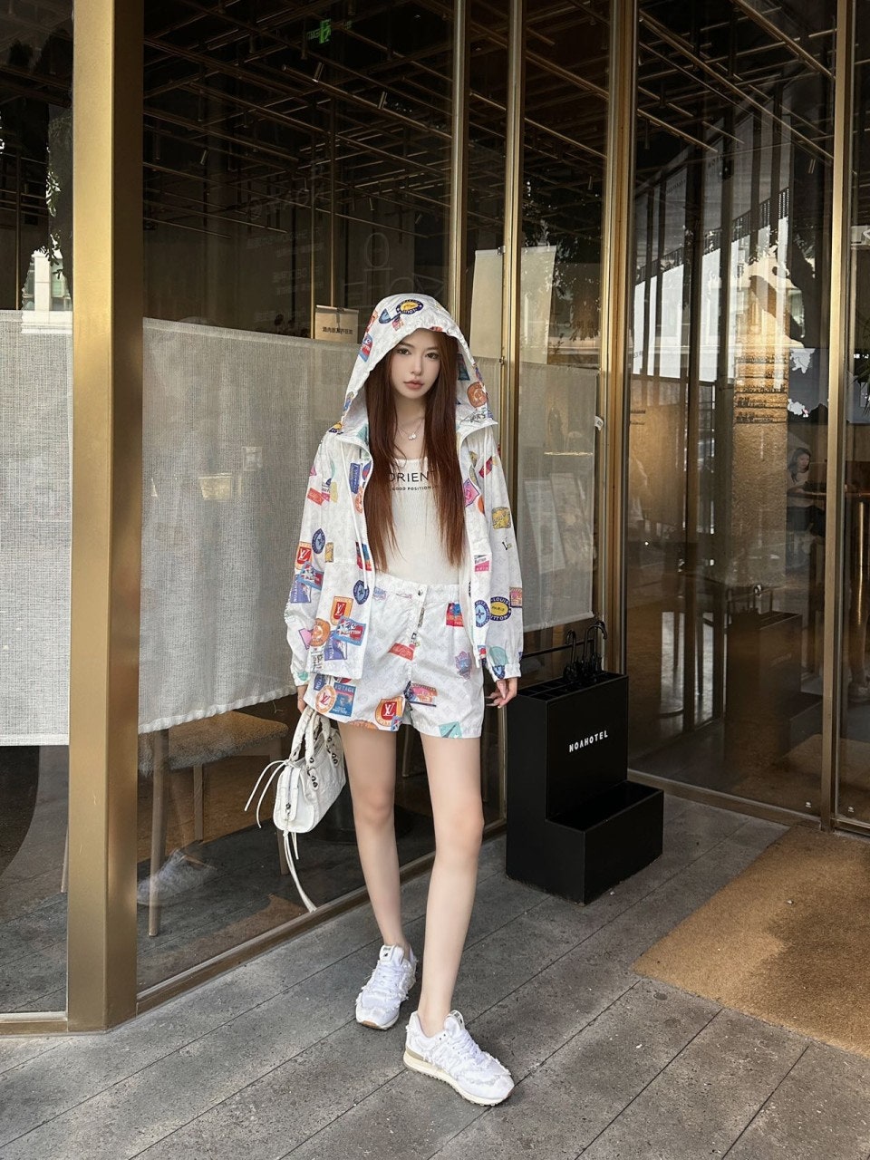 j_0h4Ud018svcjclox0xgmvoq_1mx42.jpg?type=e1920_std