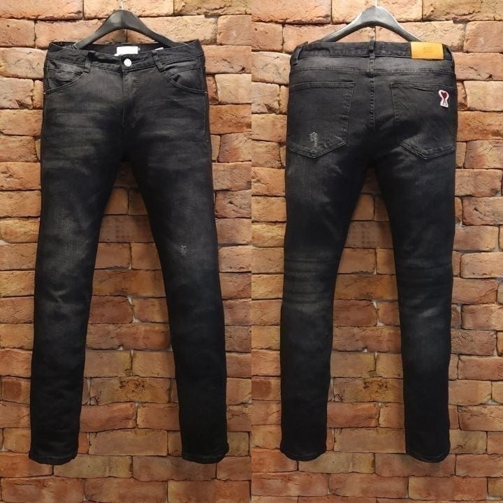 e_4ijUd018svcmzc428iptjni_fciblk.jpg?type=e1920_std