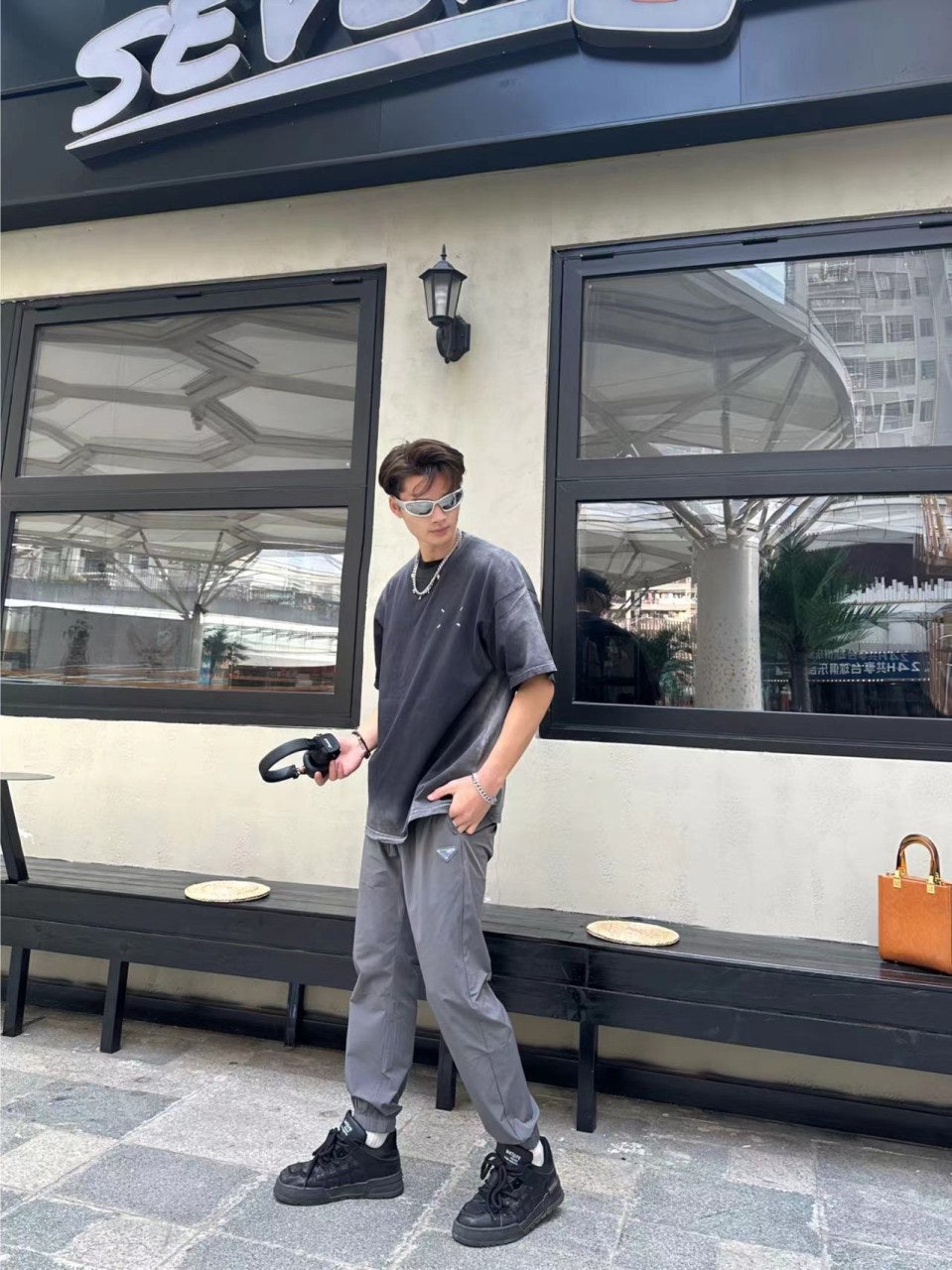 4_921Ud018svc6qa3iyxg42tw_1mx42.jpg?type=e1920_std