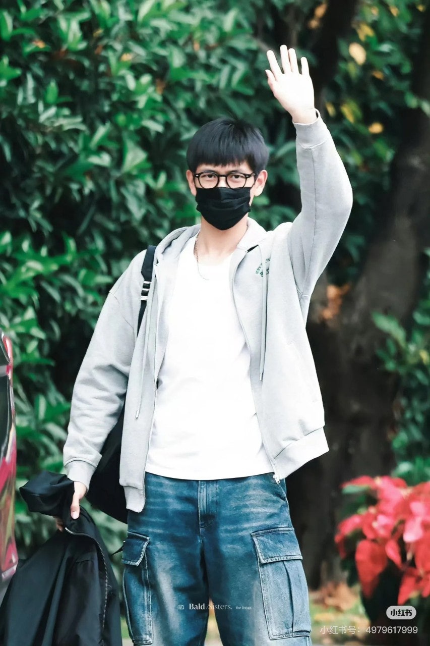i_97dUd018svc1x2cht001gmlj_1mx42.jpg?type=e1920_std