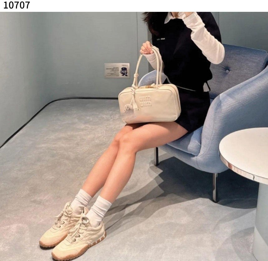 5_j3dUd018svc14bhg5y1edavi_evzsoc.jpg?type=e1920_std