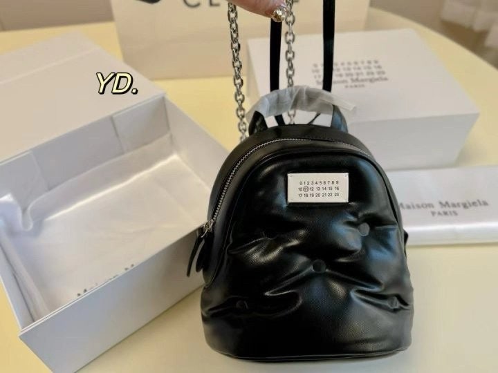 c_570Ud018svch4wu6sfzm8wa_fciblk.jpg?type=e1920_std