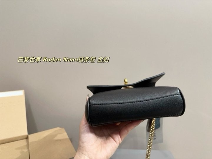 b_e71Ud018svcs6v25ga7vv62_fciblk.jpg?type=e1920_std