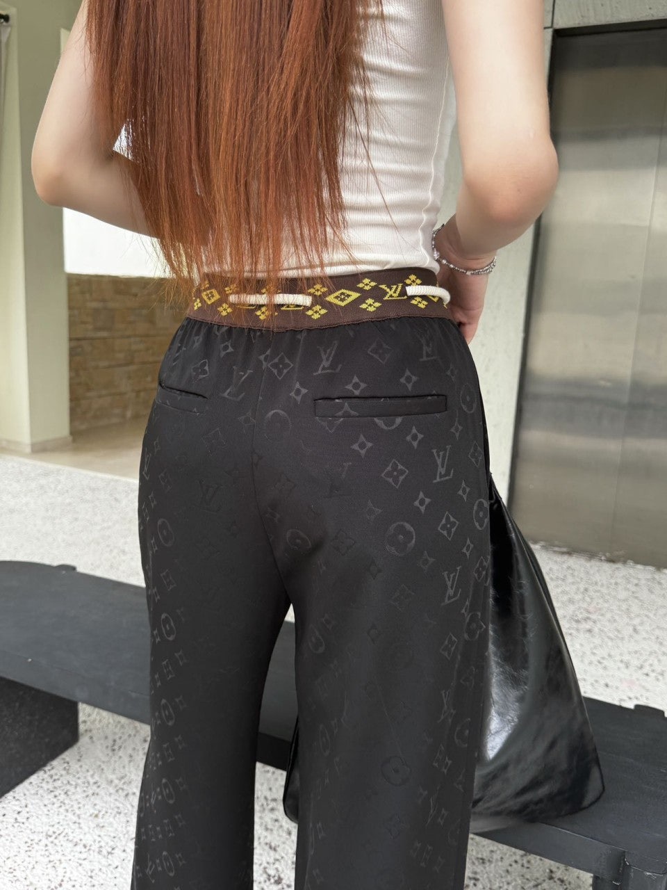 g_2d6Ud018svcmbgc34fu6rhi_1mx42.jpg?type=e1920_std