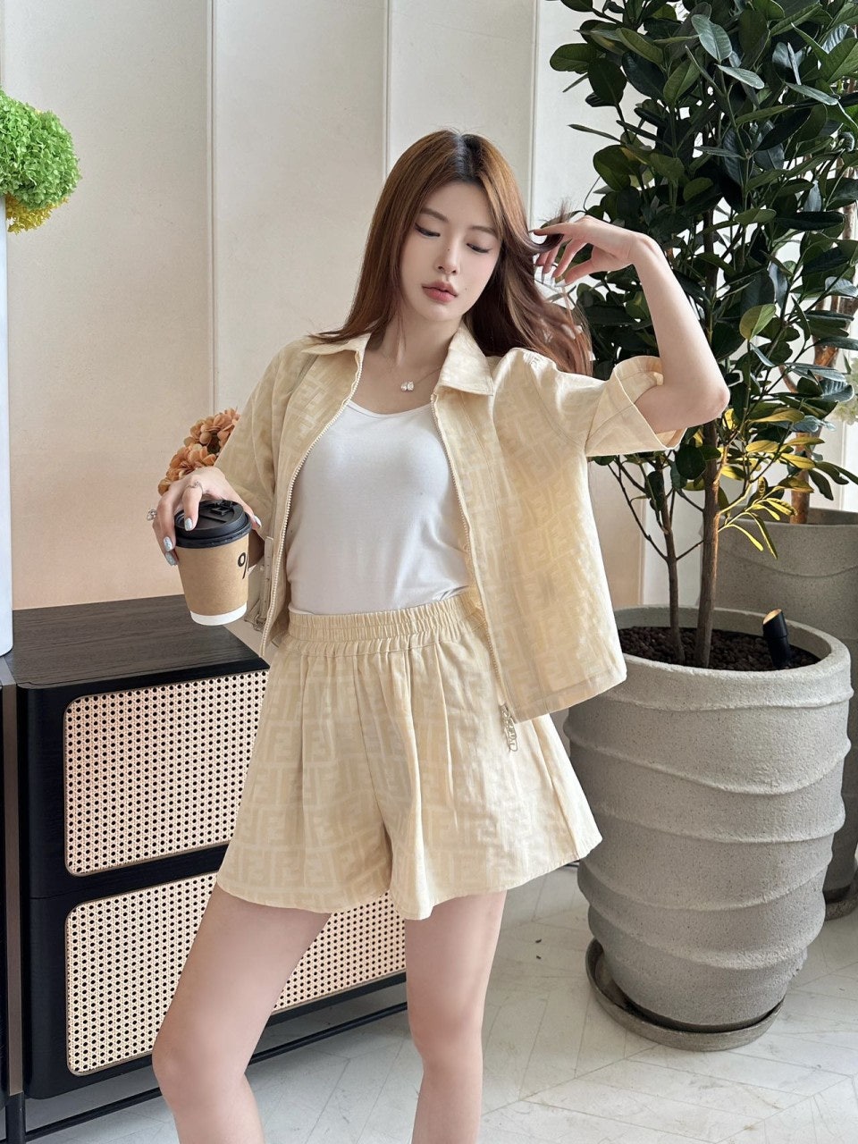 1_jd1Ud018svcsx2z0q4vdhjp_1mx42.jpg?type=e1920_std