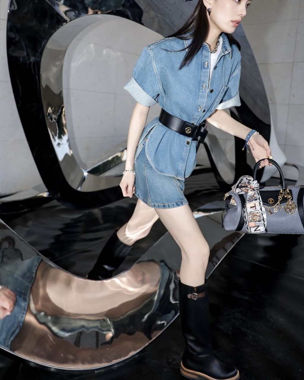 j_e2hUd018svcwps8lhzu77n7_1mx42.jpg?type=e1920_std