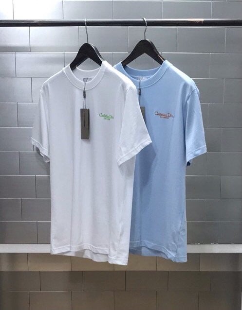 a_220Ud018svc1o5o1zhqzcdr0_euzl3n.jpg?type=e1920_std
