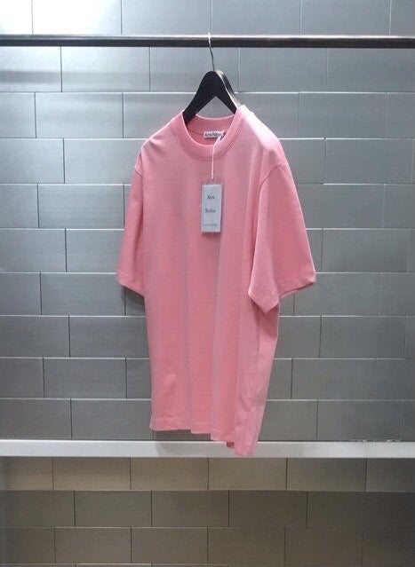 1_e1jUd018svcdrky63uj9171_euzl3n.jpg?type=e1920_std