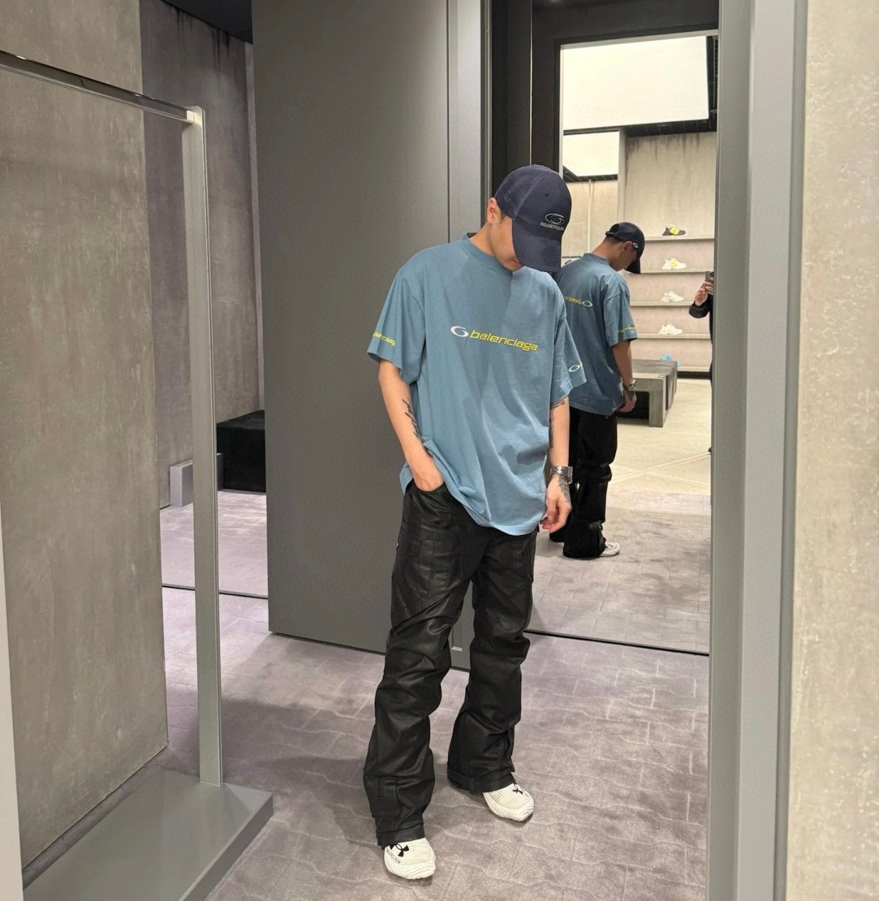 h_dc2Ud018svcyzwzkphvavjt_1mx42.jpg?type=e1920_std