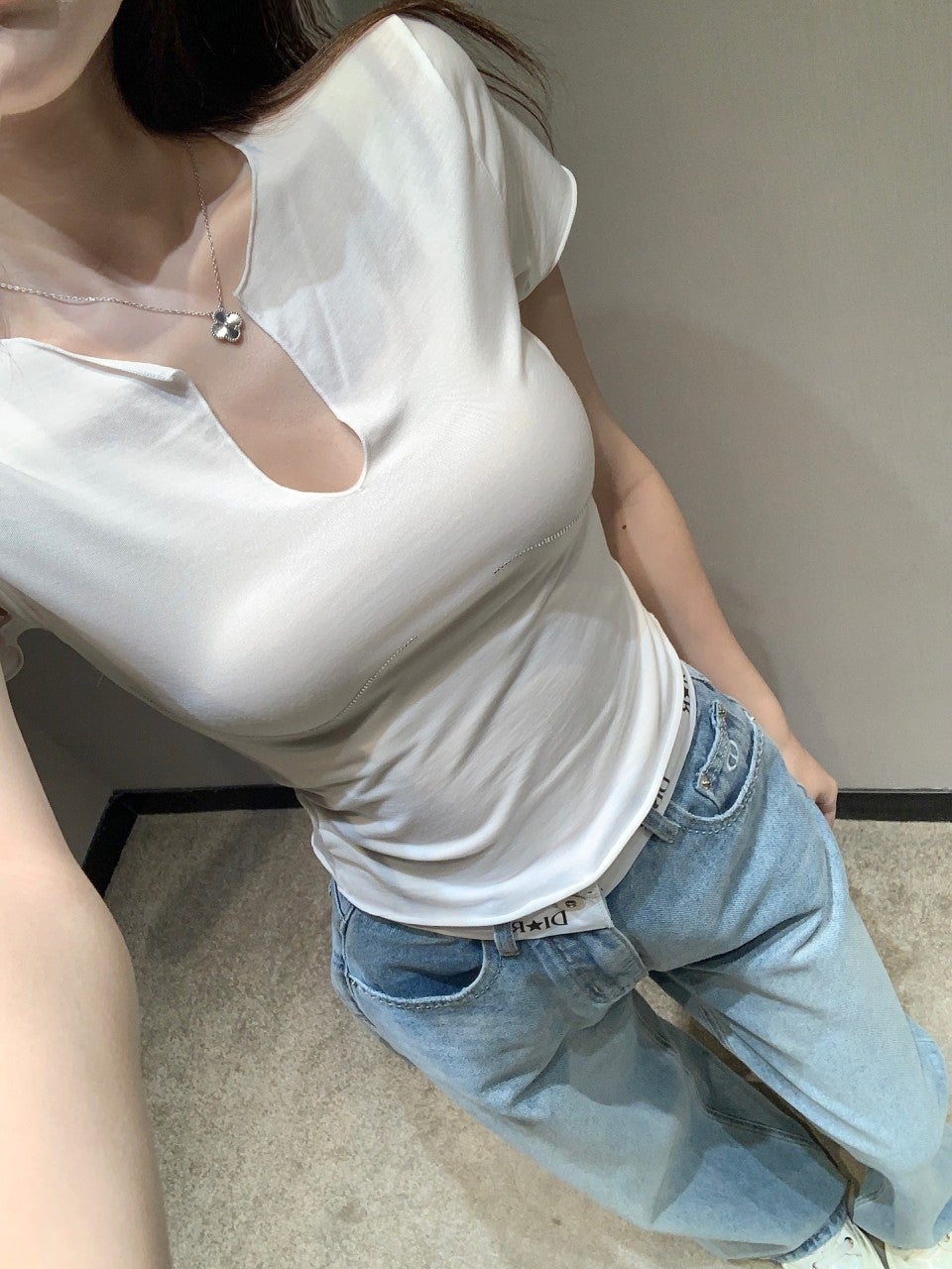 d_ab3Ud018svcmmalltmf4e2y_1mx42.jpg?type=e1920_std