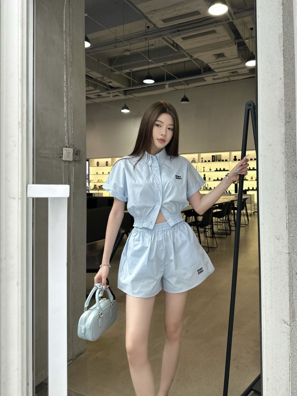 7_2a2Ud018svc1iw1kakkua8rm_1mx42.jpg?type=e1920_std