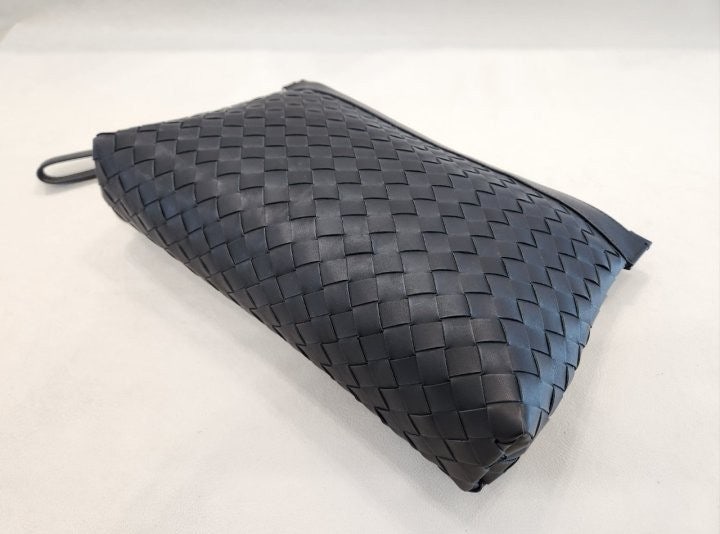 4_g62Ud018svcki6mks8cp2l9_fciblk.jpg?type=e1920_std