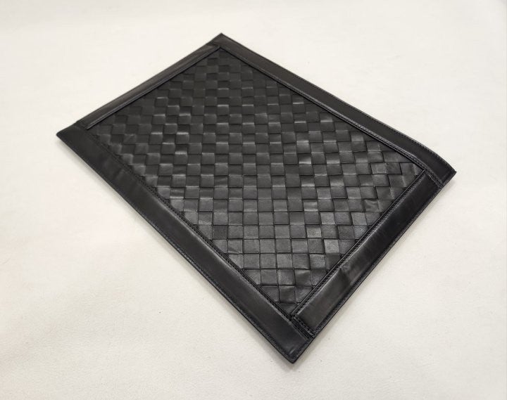 1_e62Ud018svc4246v1pok59i_fciblk.jpg?type=e1920_std