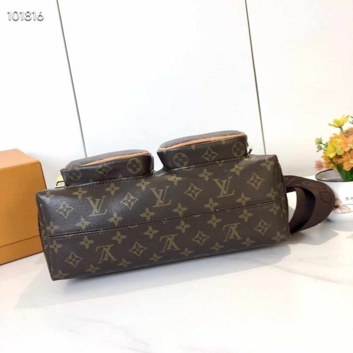 e_3h8Ud018svc308sebl3bhkc_fciblk.jpg?type=e1920_std