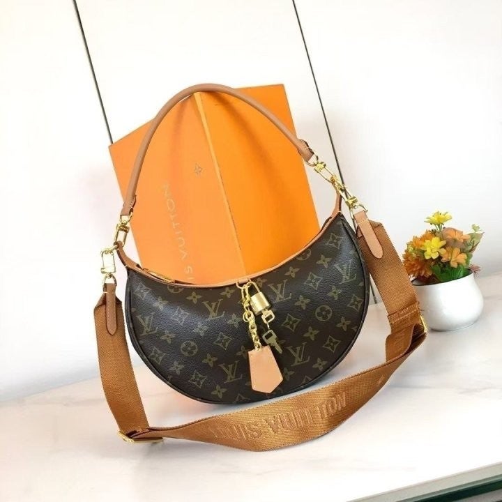 j_2h8Ud018svc1hgieuruhfpfv_fciblk.jpg?type=e1920_std
