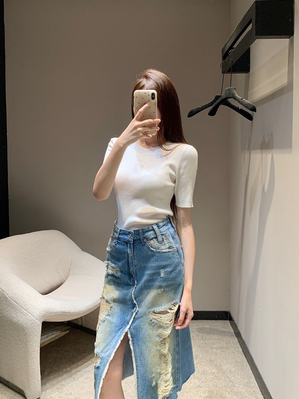 a_94dUd018svc10jrnx7y5m1kk_1mx42.jpg?type=e1920_std
