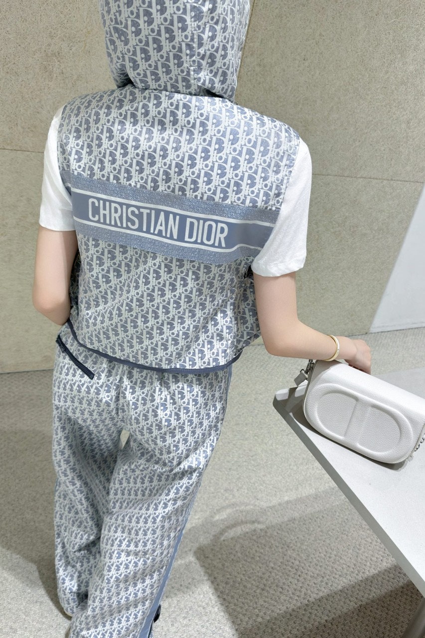 j_i27Ud018svcwt3ir54otgic_1mx42.jpg?type=e1920_std
