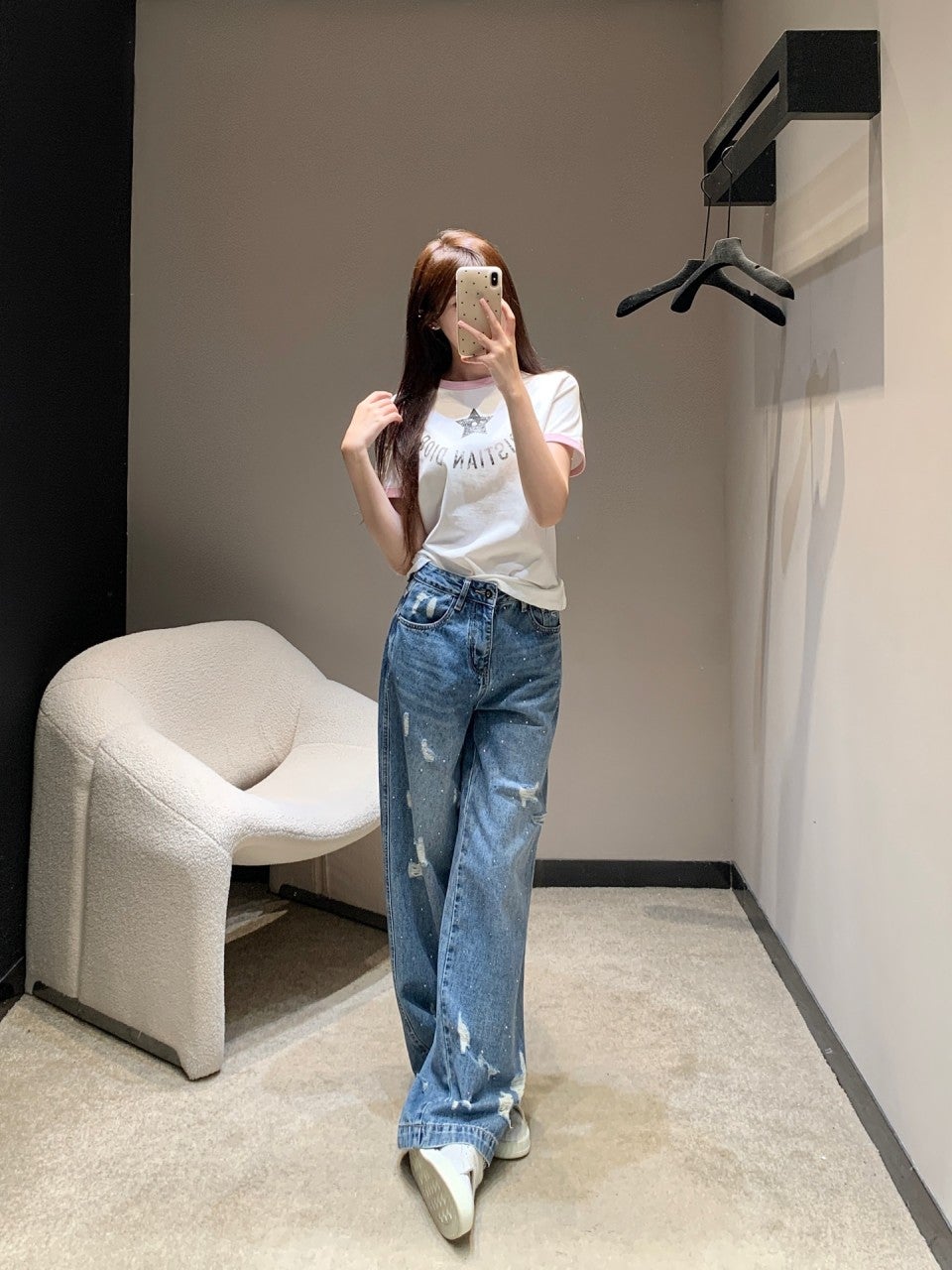a_552Ud018svc17o52sf7uia04_1mx42.jpg?type=e1920_std