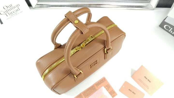 i_32aUd018svc199zpxo3gvp1c_fciblk.jpg?type=e1920_std